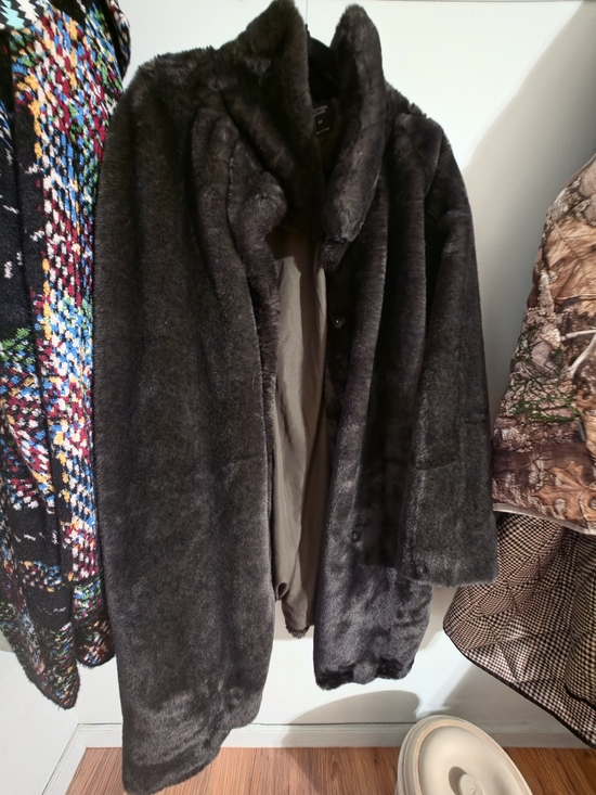 Simply Vera Vera Wang Faux Fur Coat - Picture 6 of 6